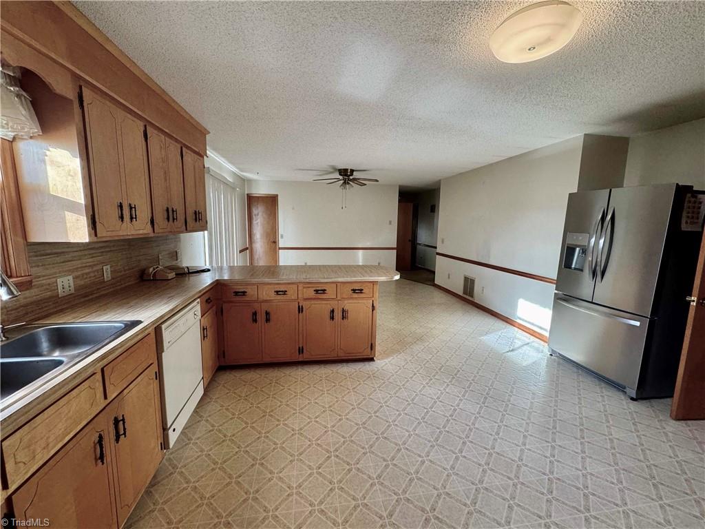 469 Oakland Drive