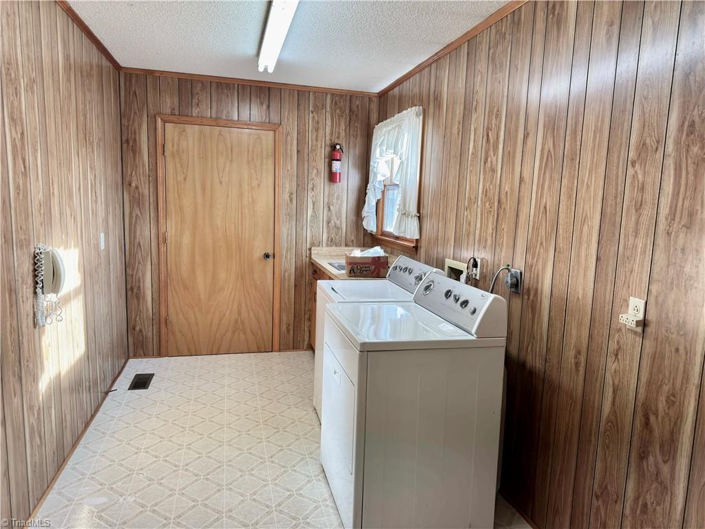 469 Oakland Drive