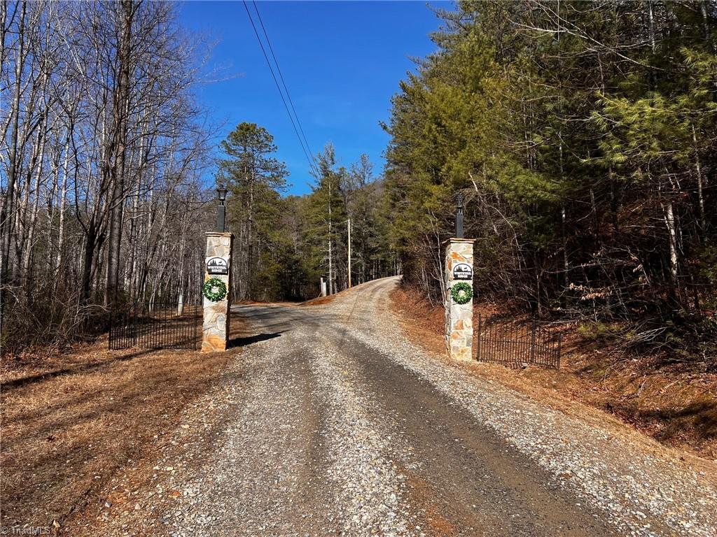 TBD Gowings Knob Road, McGrady