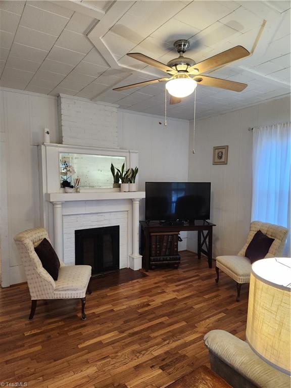 119 Salmon Street