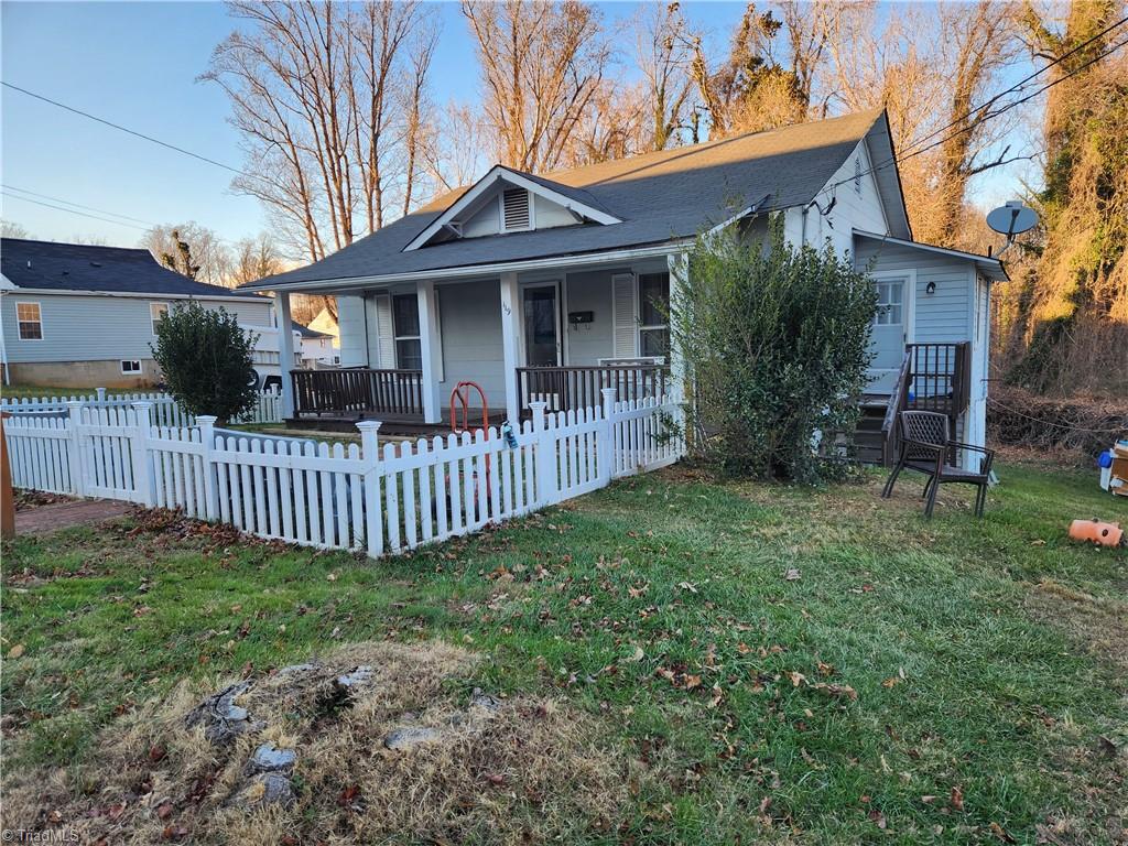119 Salmon Street