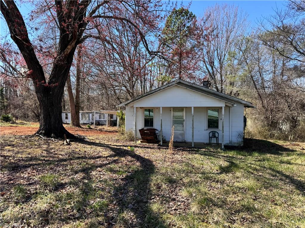 8213 Austin Traphill Road
