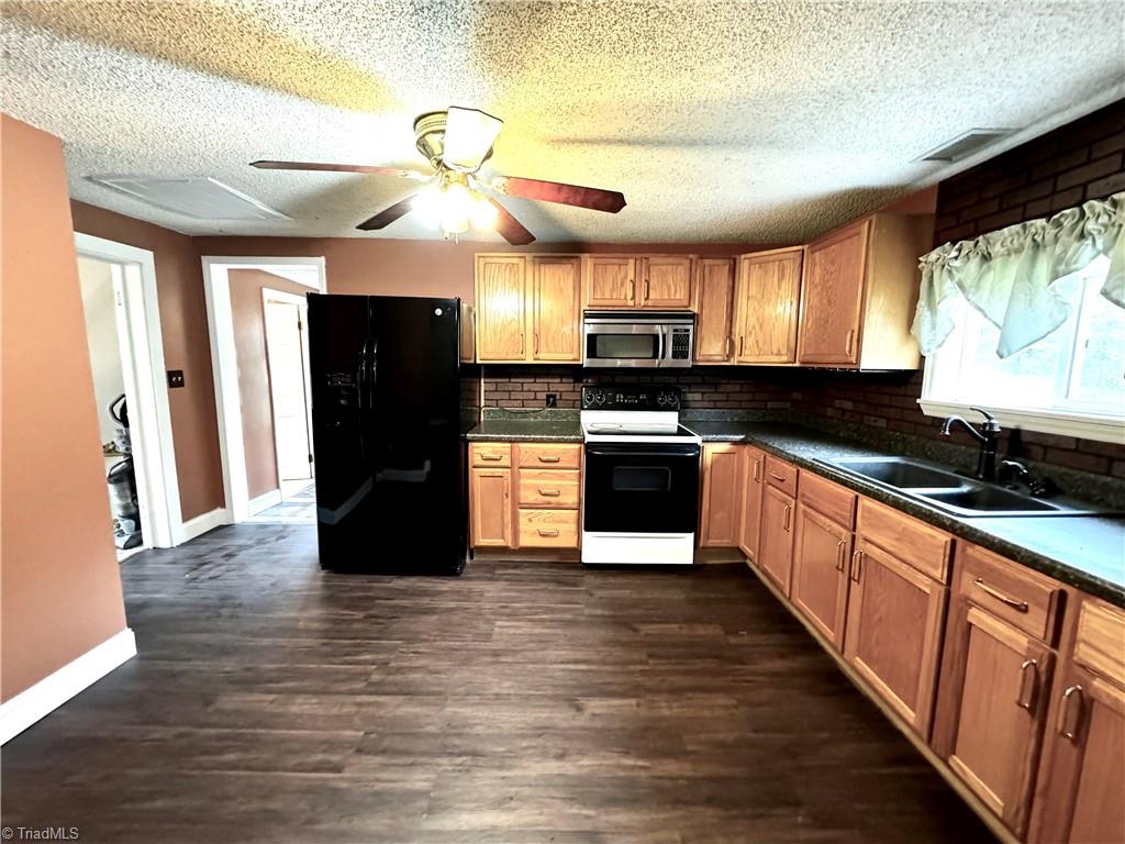 363 Spicer Road