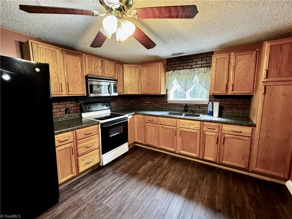 363 Spicer Road