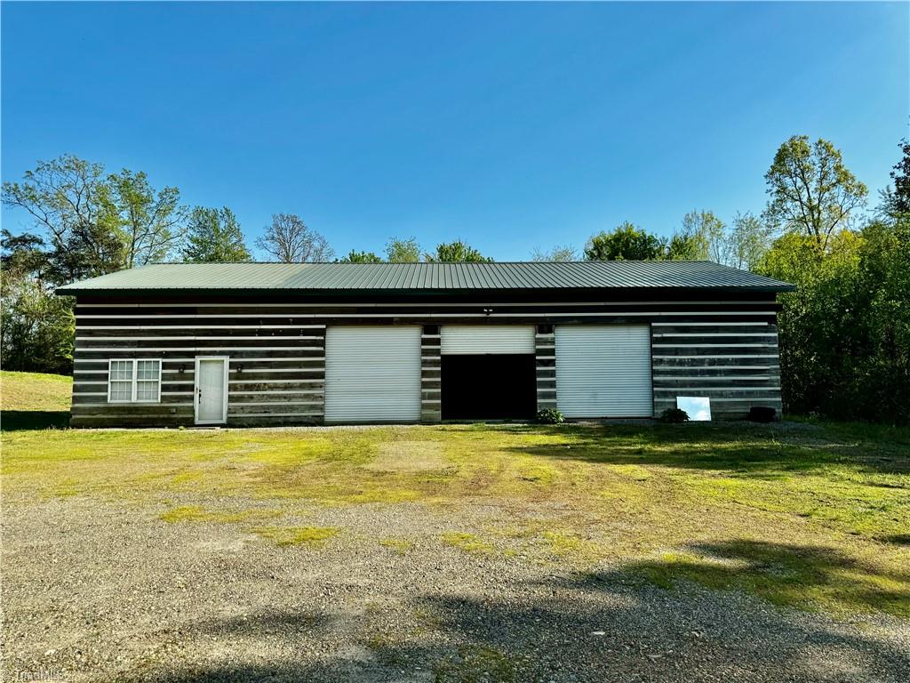 475 Spicer Road
