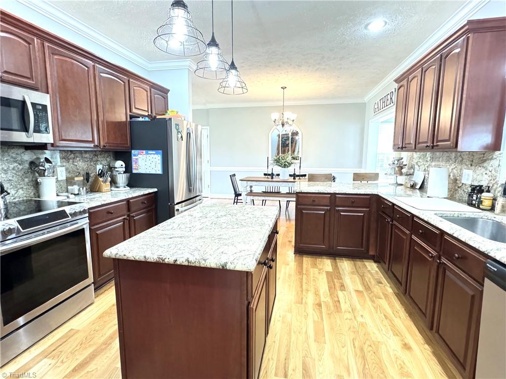 387 W Tate Drive
