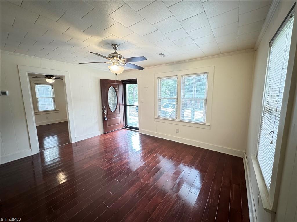 112 Pinnix Street