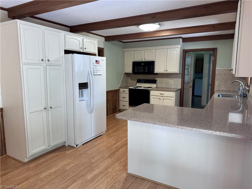 160 Valleybrook Drive