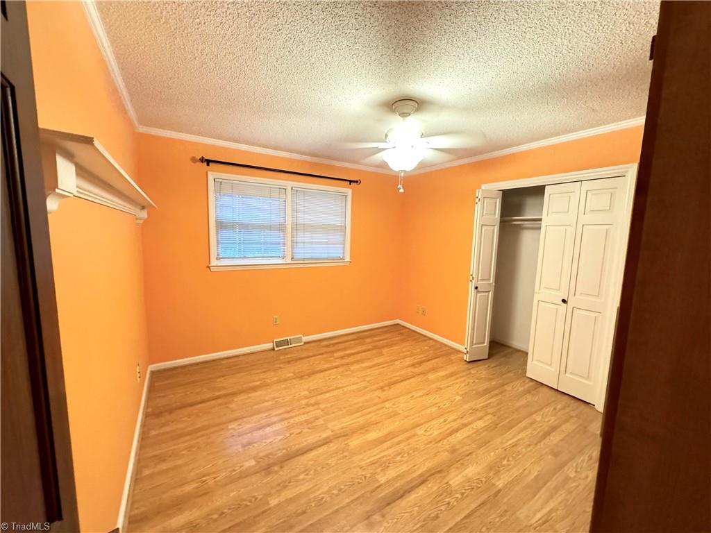 160 Valleybrook Drive