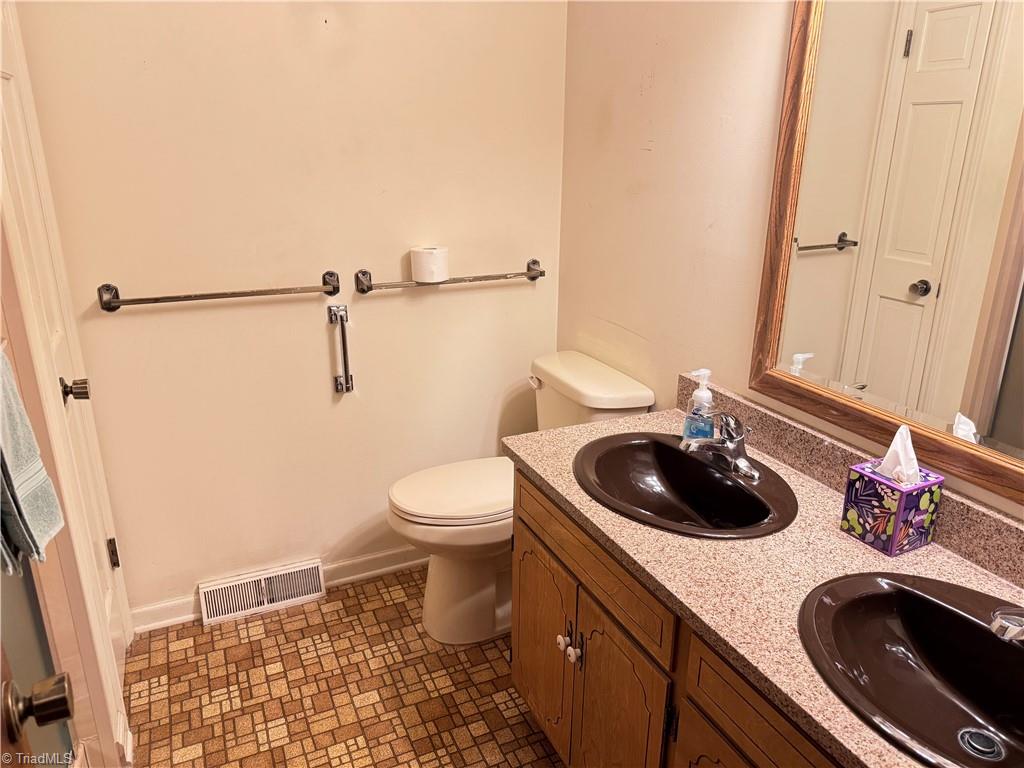 160 Valleybrook Drive