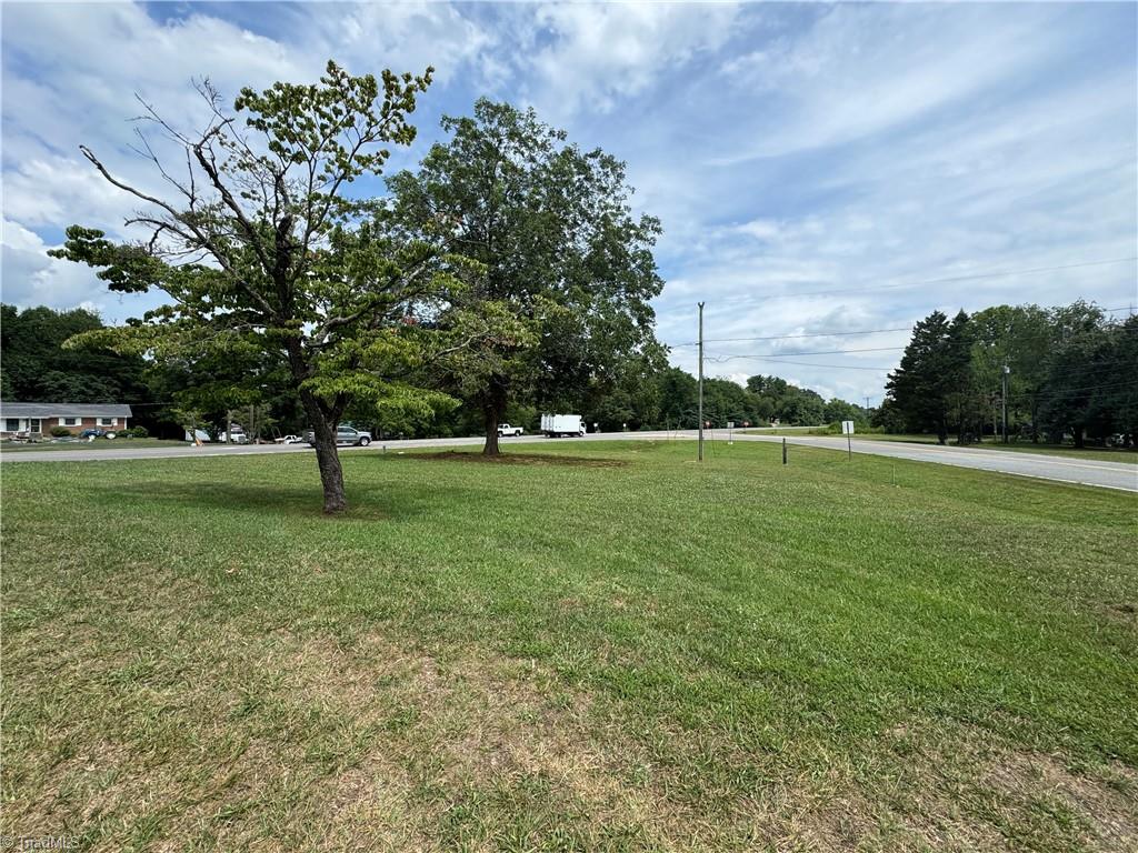 2493 Old Highway 21