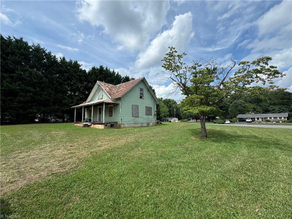 2493 Old Highway 21