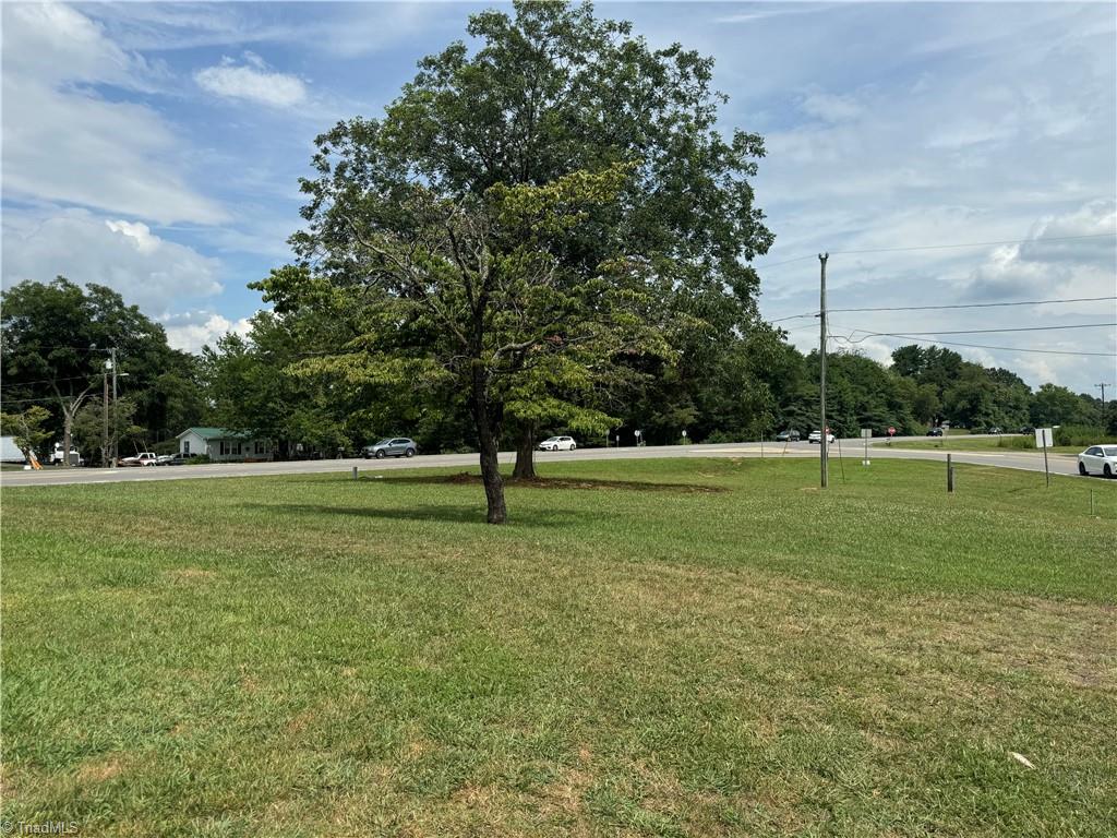 2493 Old Highway 21