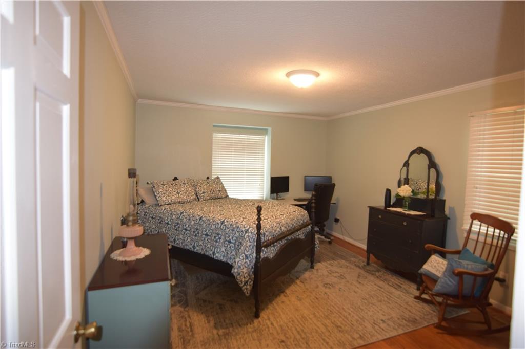 221 Noonkester Drive