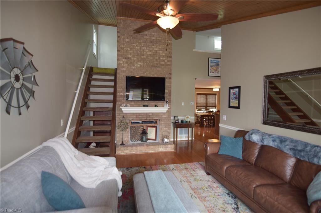 221 Noonkester Drive