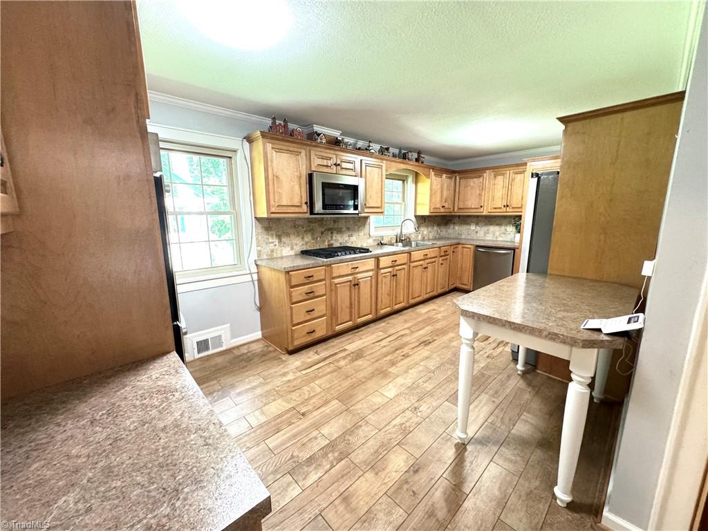 145 Timberlake Trail