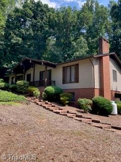 432 E MAGNOLIA Road
