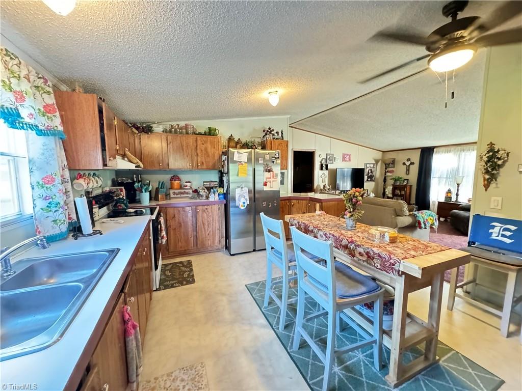 1024 Oak Lane