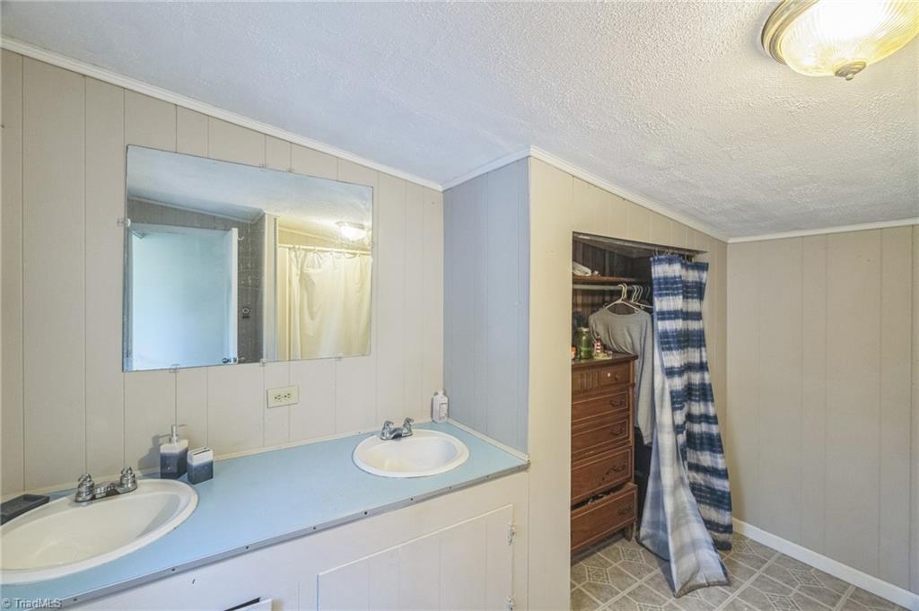 143 N Wilson Road