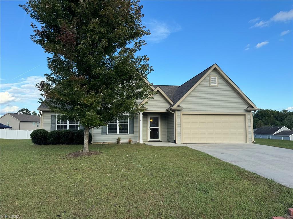138 Red Cypress Court, Winston-Salem