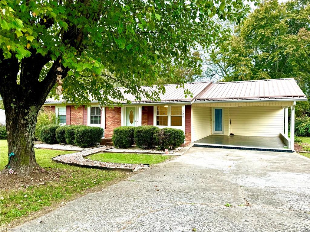 326 Shannon View Street