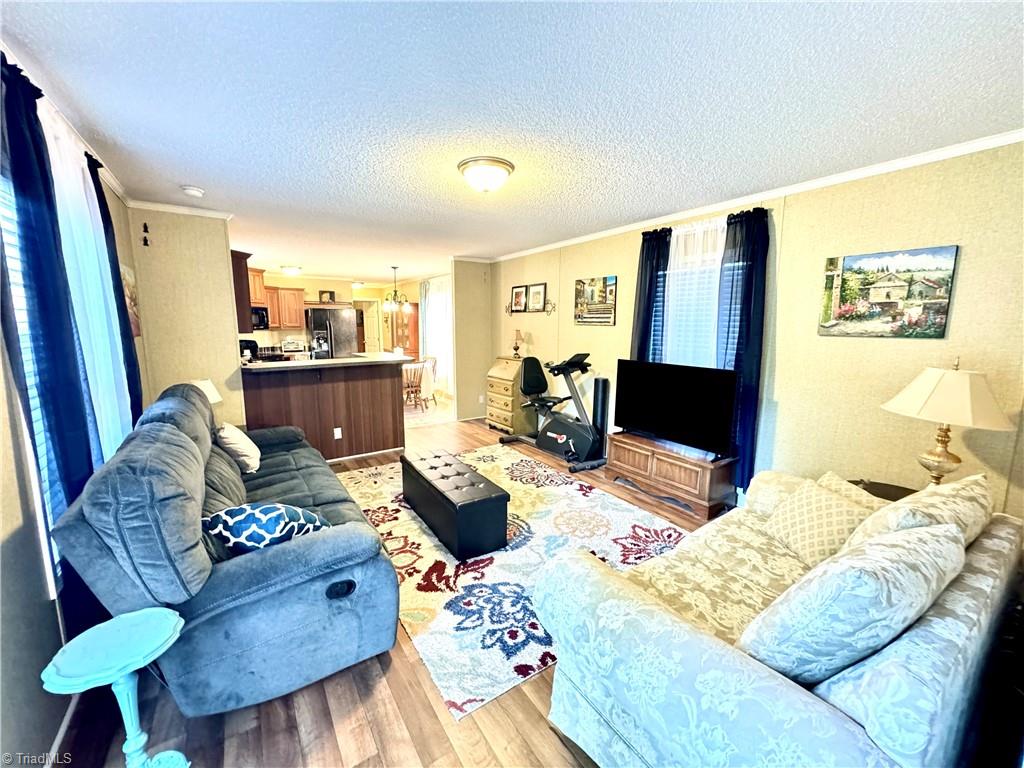 3632 Poplar Lane