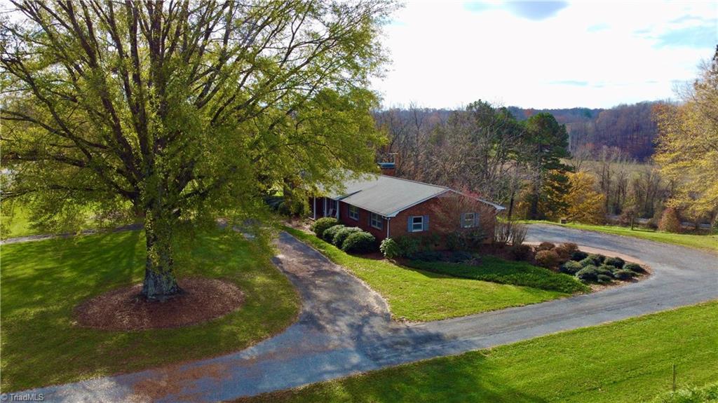 150 River View Lane