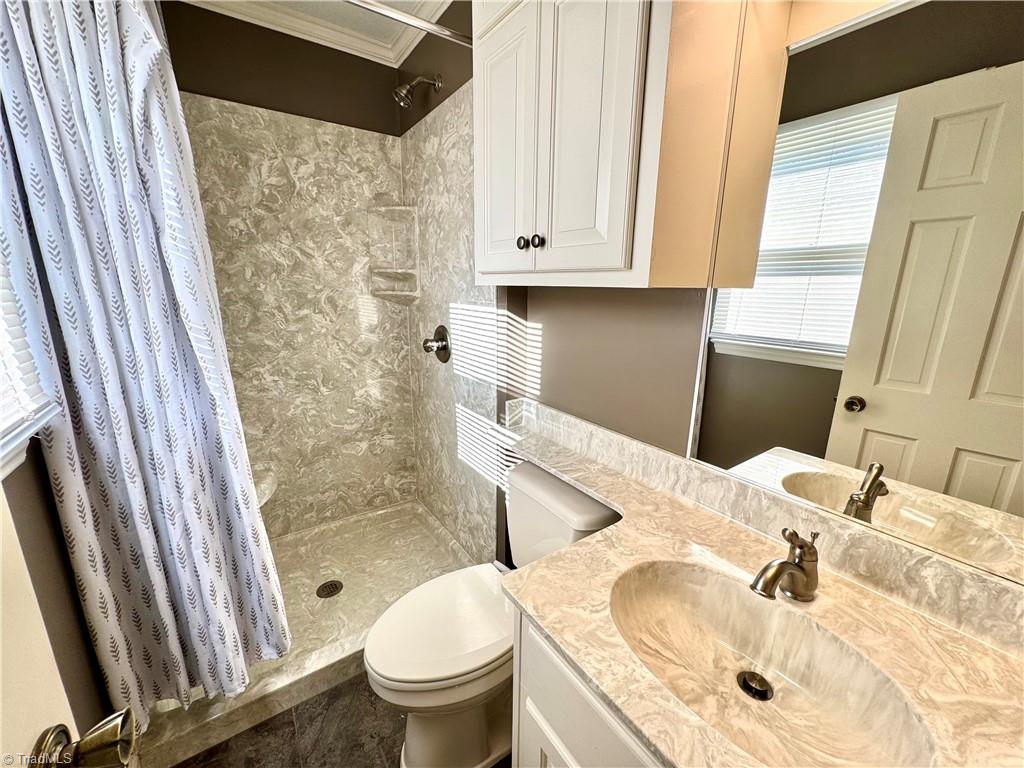 150 River View Lane