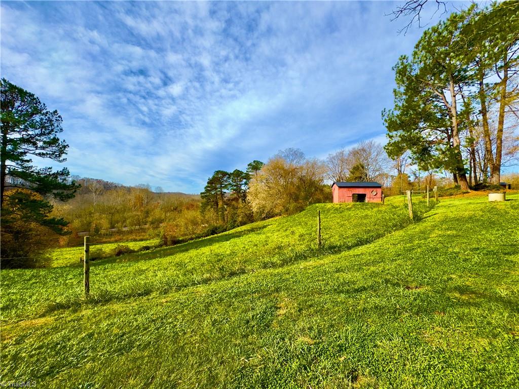150 River View Lane