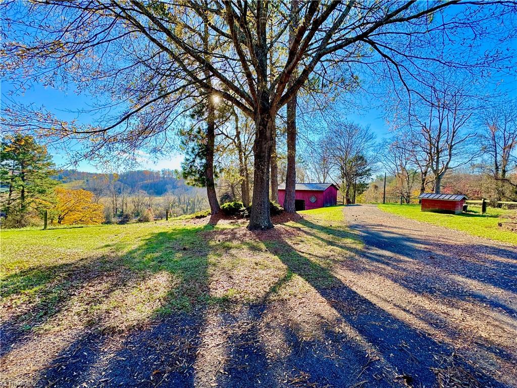 150 River View Lane