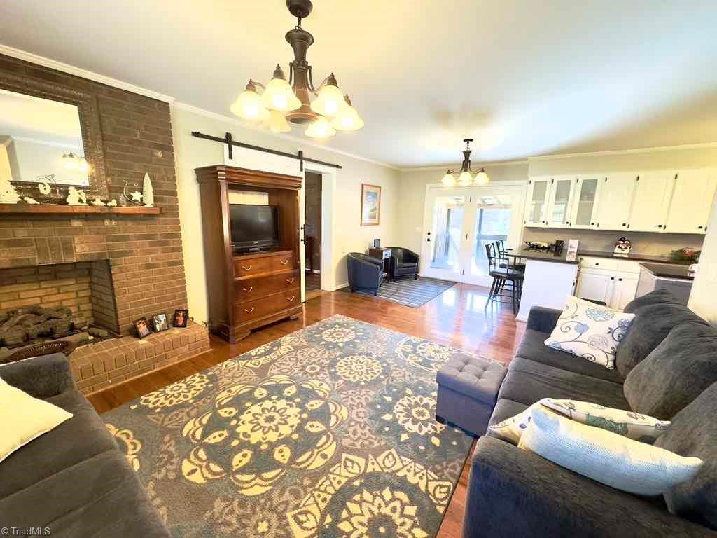 5103 White Plains Road