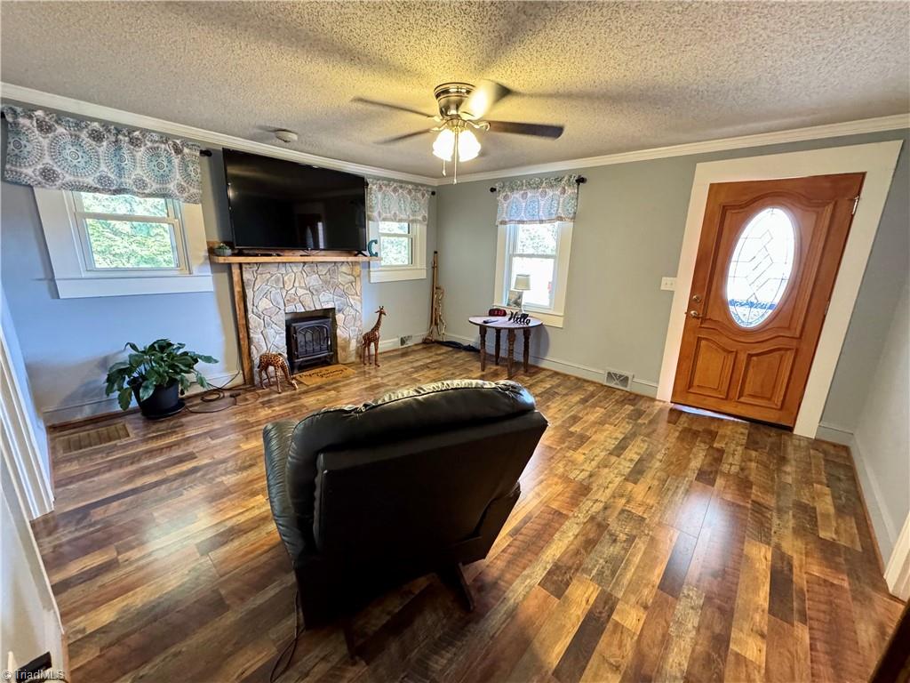 4325 Wilhelm Road