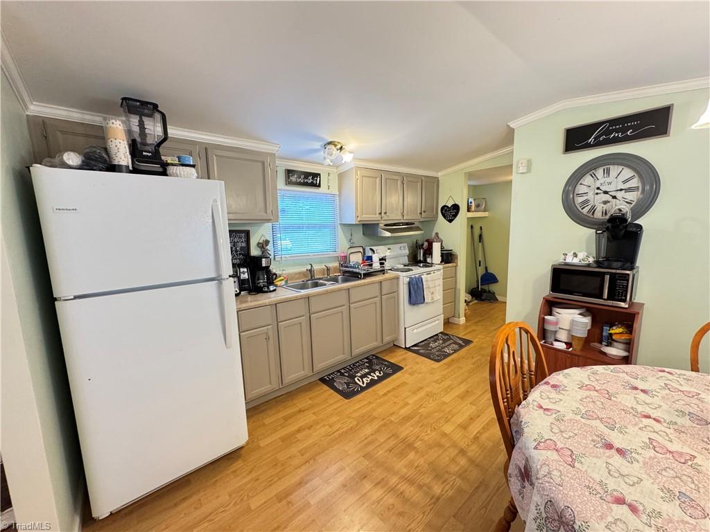 429 Wayne Marshall Road