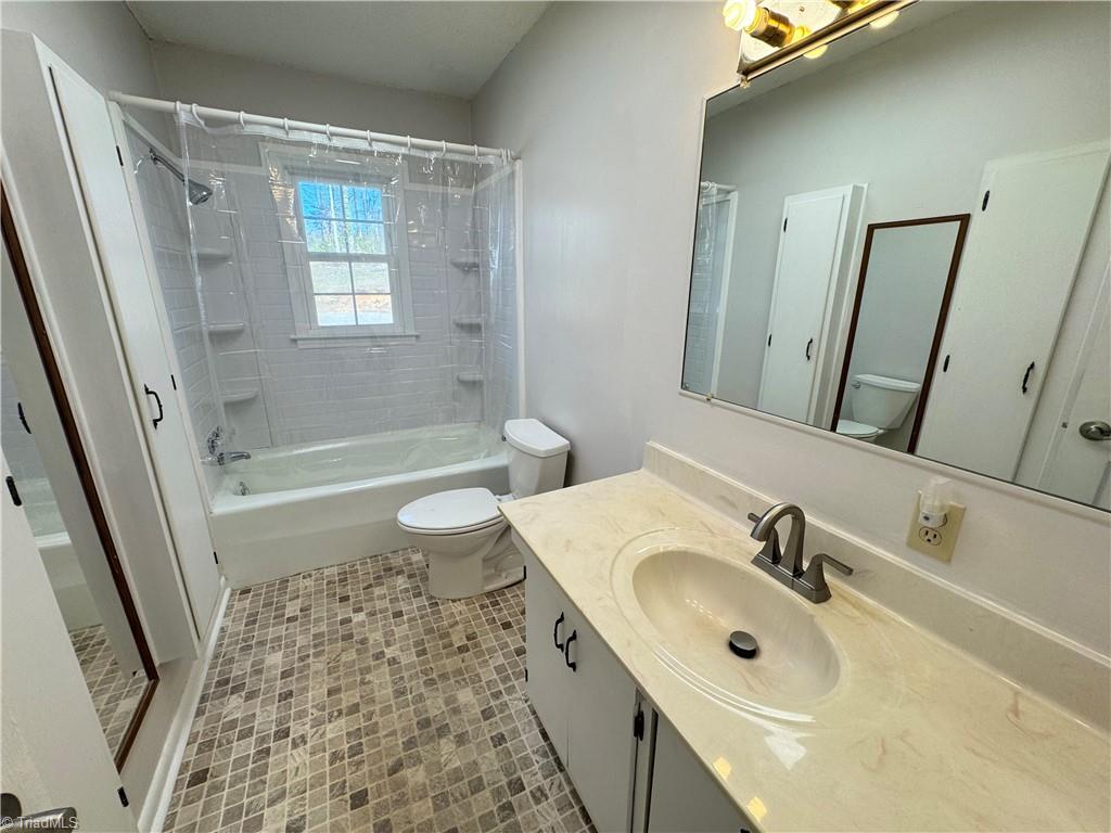 112 Timberlake Trail