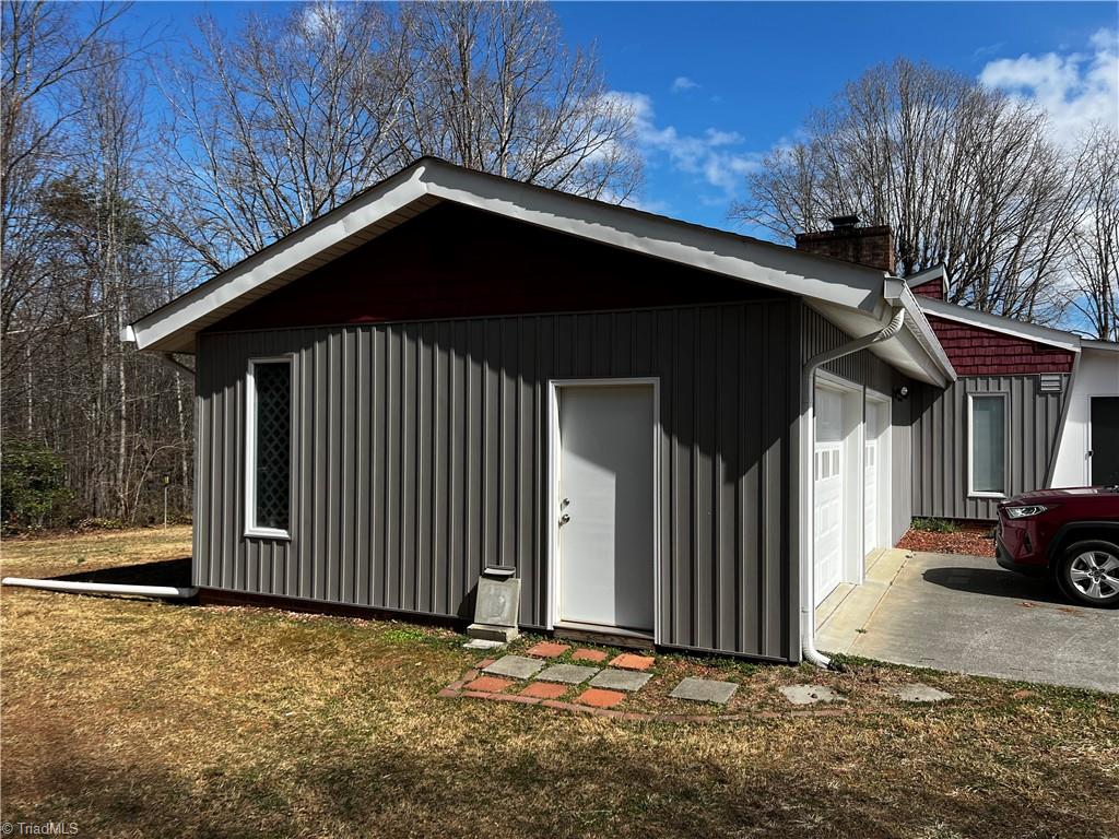 125 Edwards Farm Lane