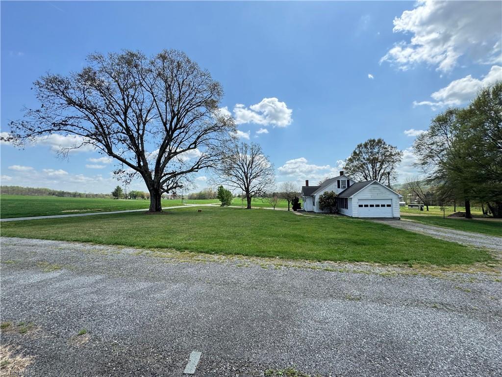 2121/2117 Swan Creek Road