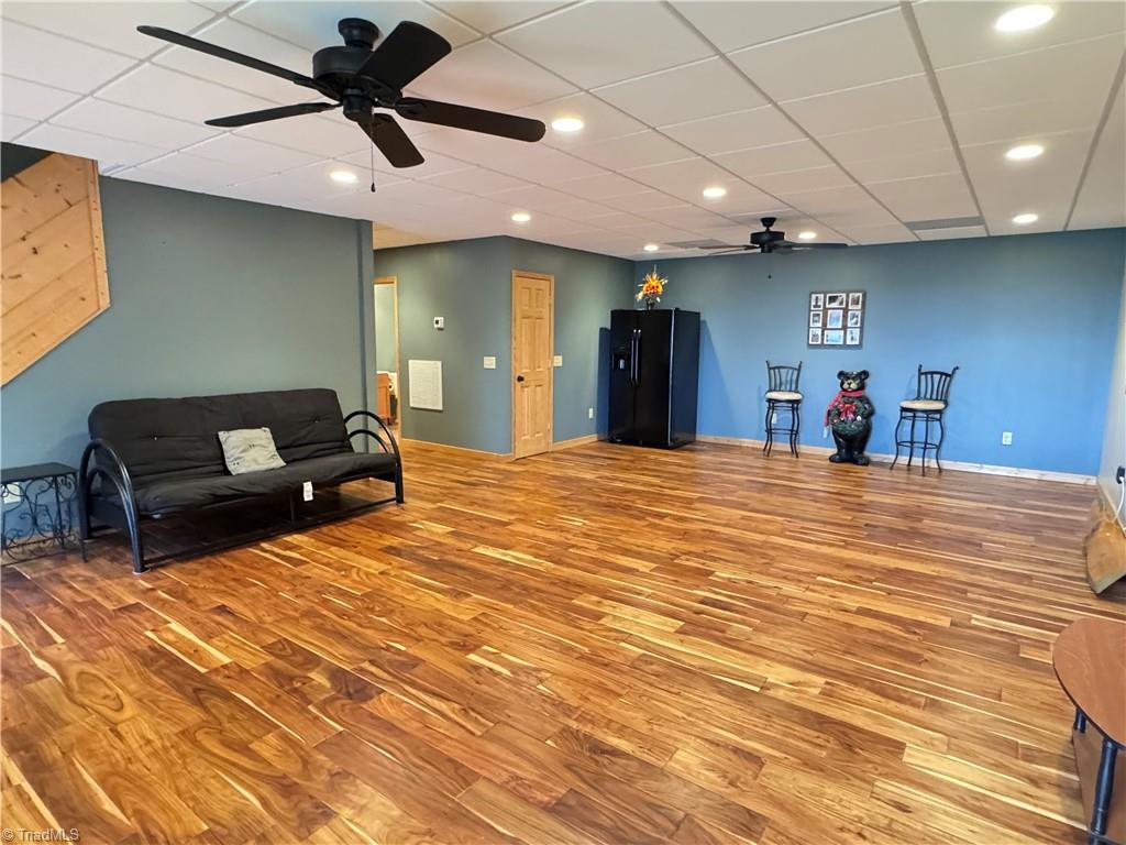 658 Green Point Lane