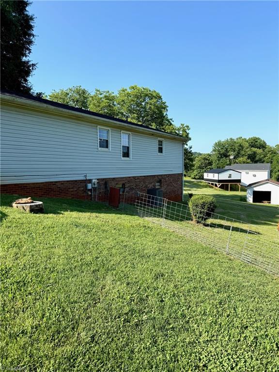 2139 Cb Eller School Road