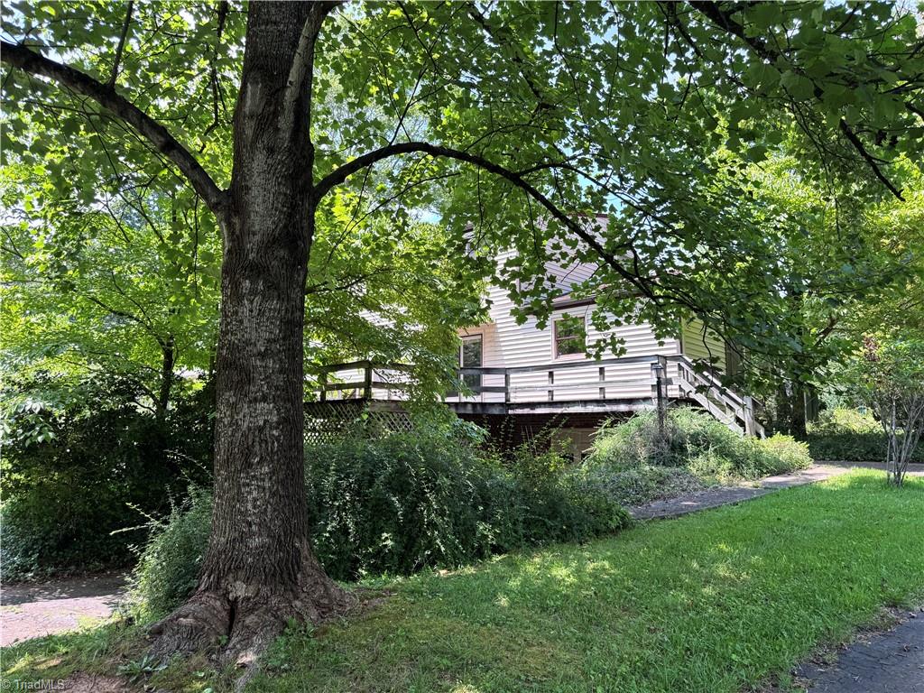 105 Eldridge Lane