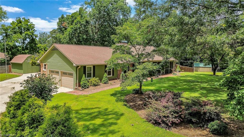 2146 Brushy Mountain Road