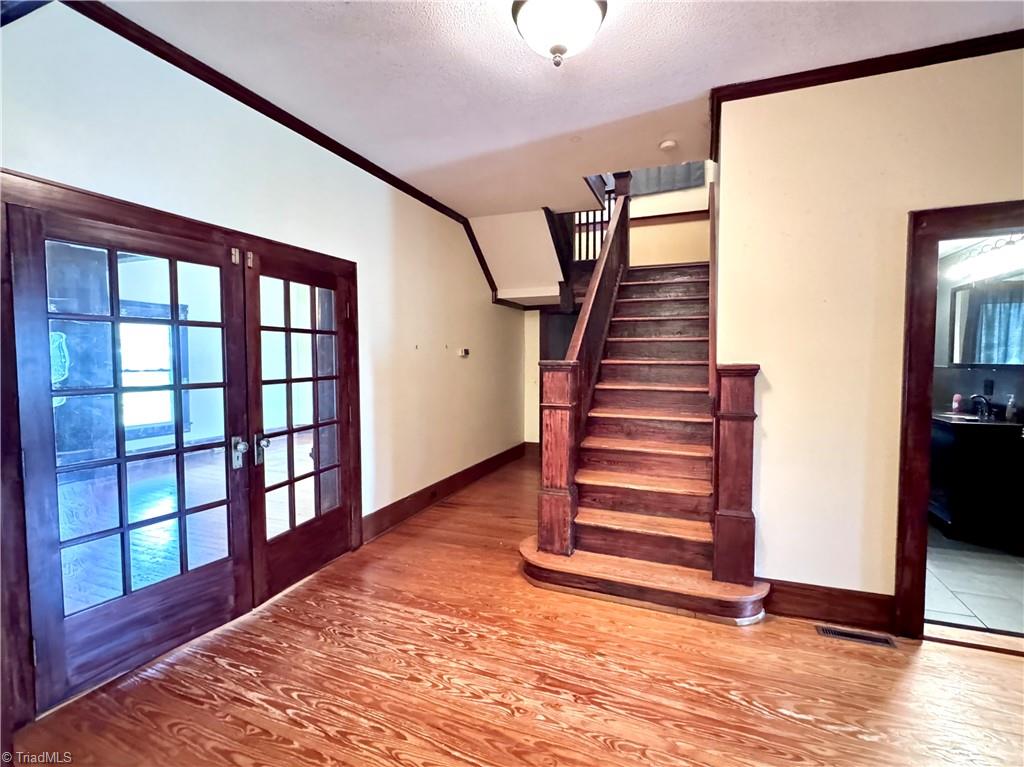 639 Elk Spur Street