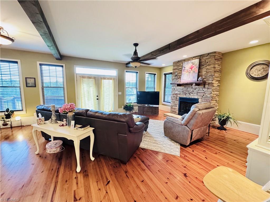 7422 Wilkes Yadkin Road