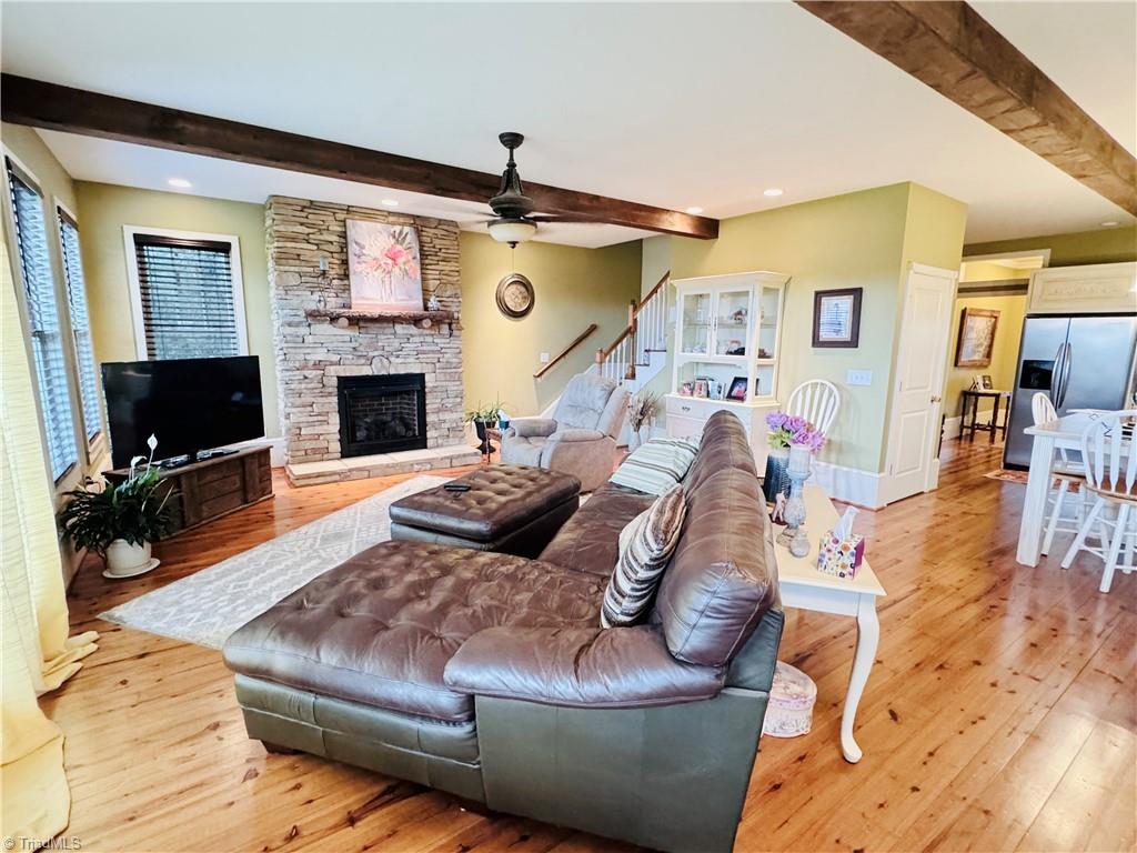 7422 Wilkes Yadkin Road