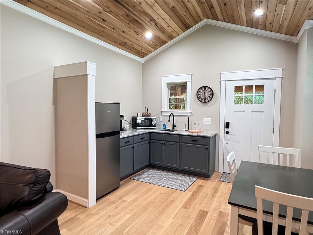 440 Old Railroad Grade Road