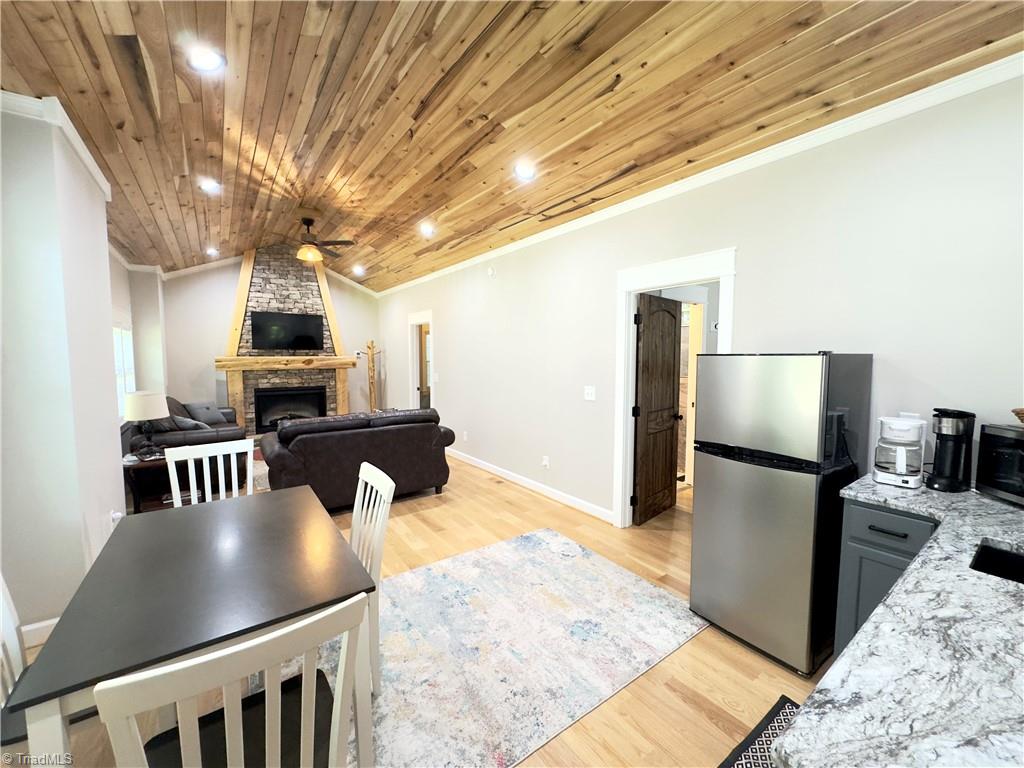 440 Old Railroad Grade Road