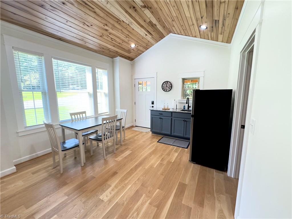 440 Old Railroad Grade Road