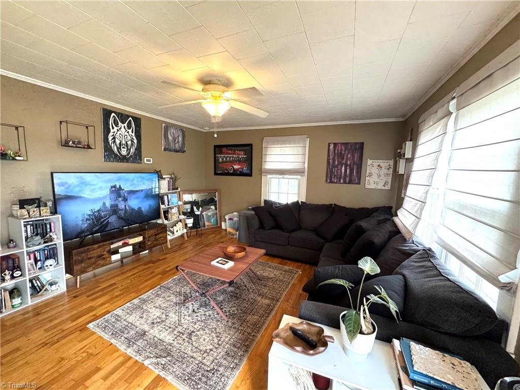 853 Johnson Ridge Road