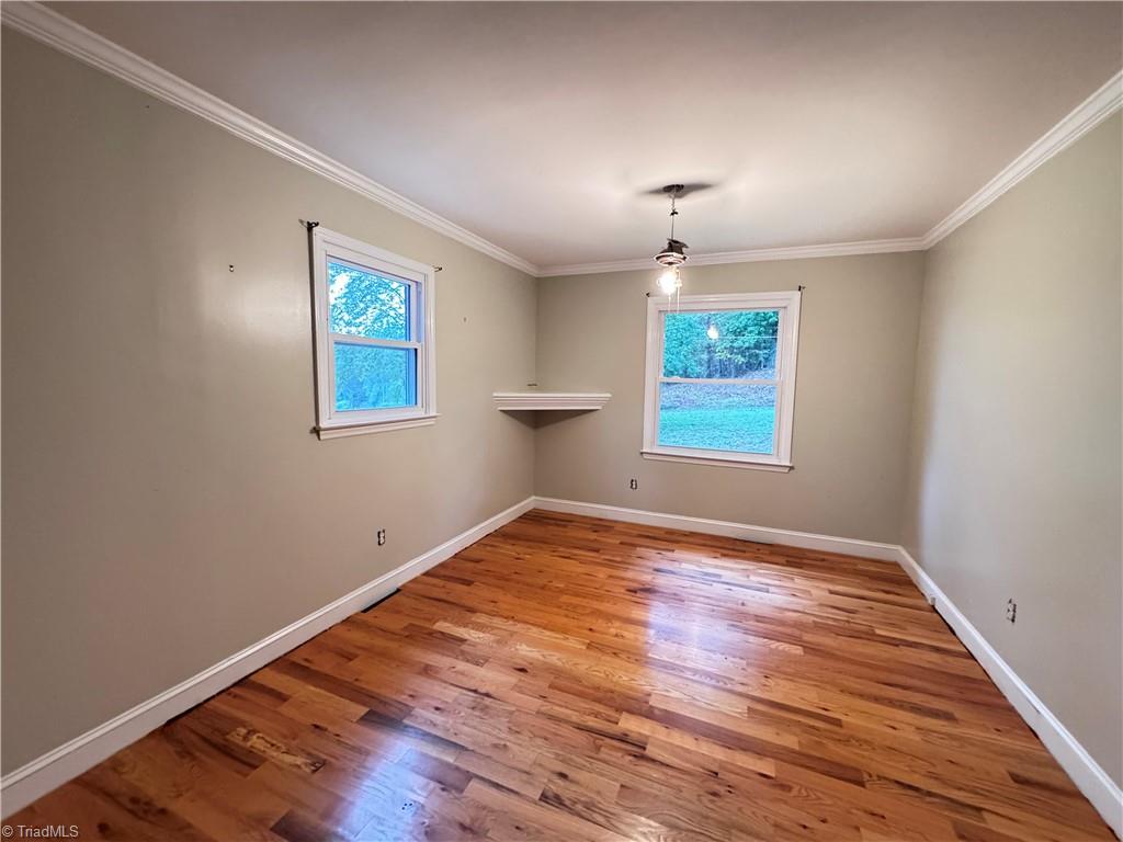 215 Cardinal Lane