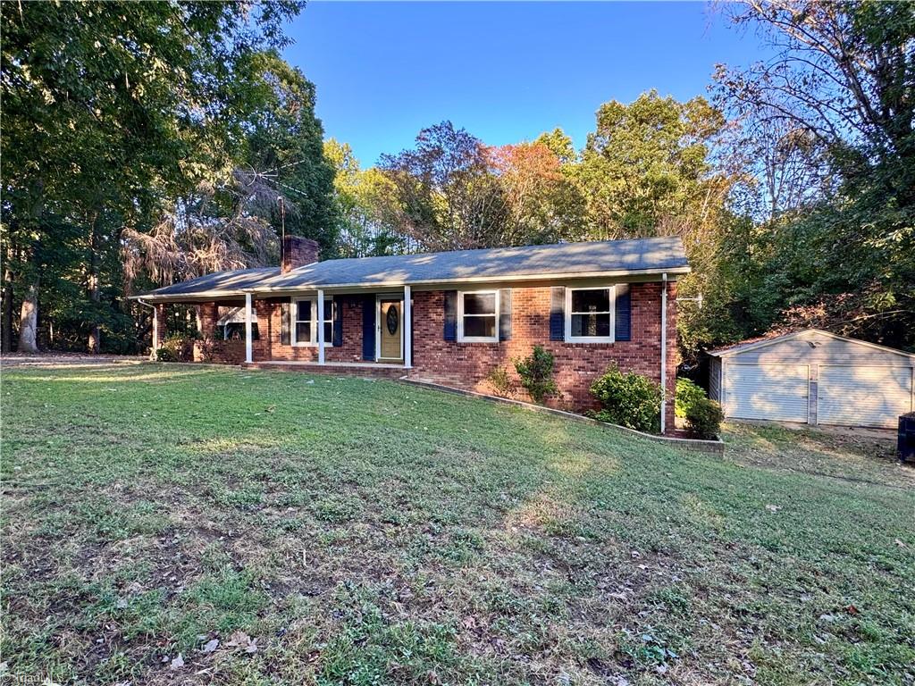 215 Cardinal Lane