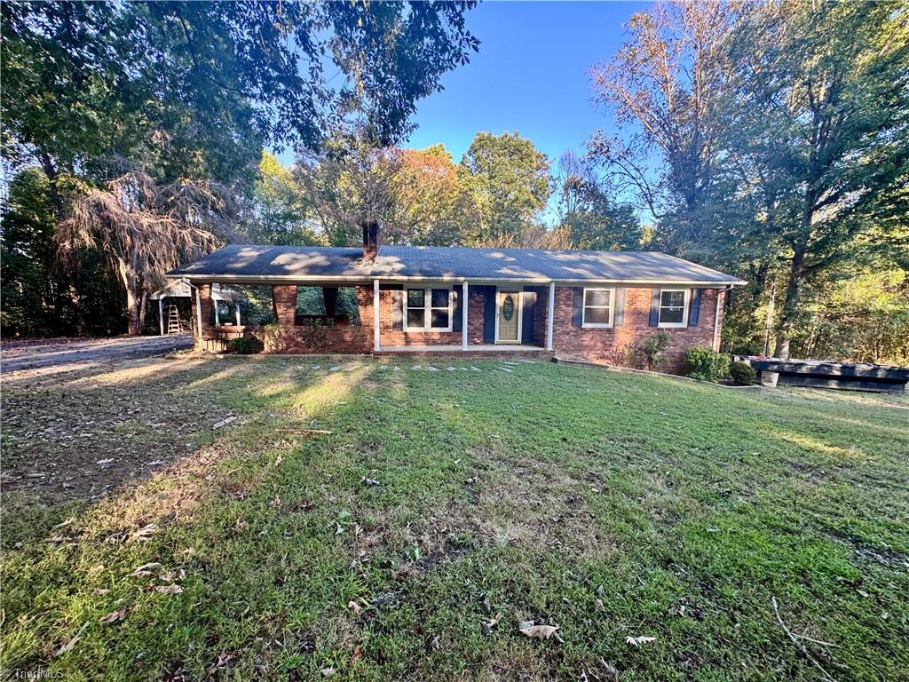 215 Cardinal Lane